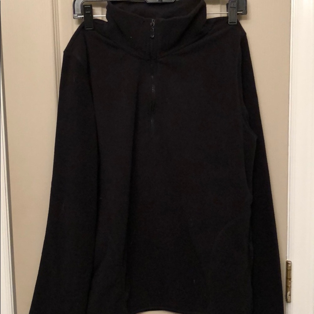 Black pullover